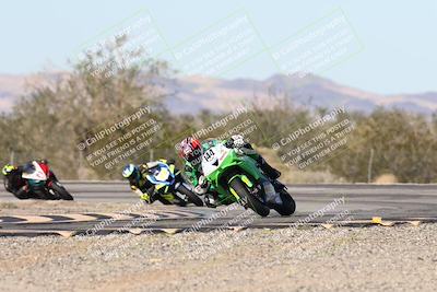 media/Dec-06-2025-CVMA (Sat) [[4a896cc04c]]/Race 4-Formula Middleweight/